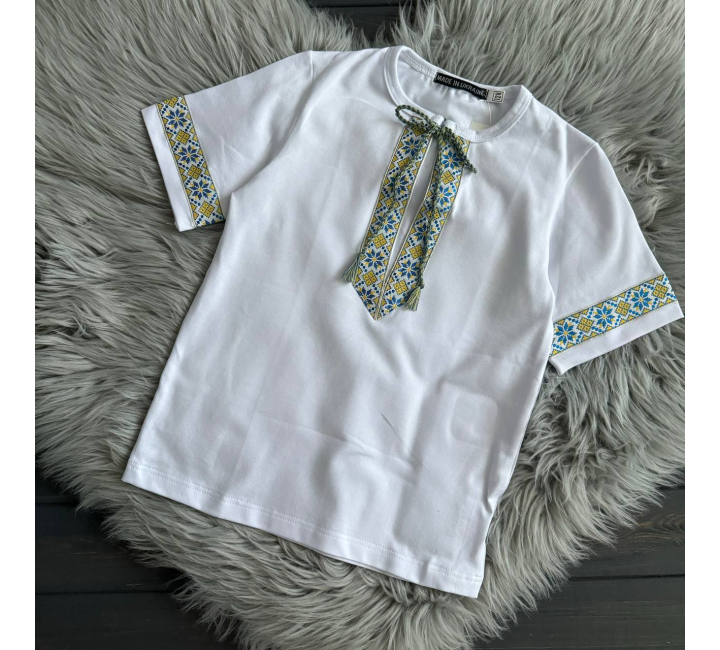 ВИШИВАНКА ФУТБОЛКА З КОРОТКИМ РУКАВОМ ЖОВТО-БЛАКИТНА