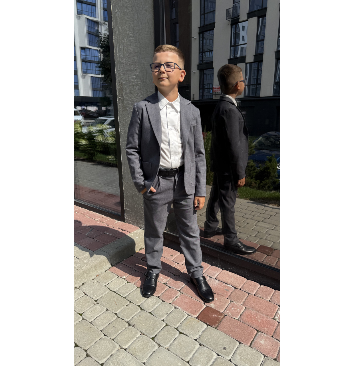 ШКІЛЬНИЙ КОСТЮМ З ПІДЖАКОМ СІРИЙ