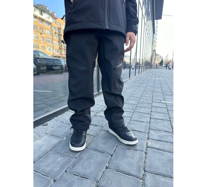 БРЮКИ SOFT SHELL НА МІКРОФЛІСІ В ЧОРНОМУ КОЛЬОРІ 