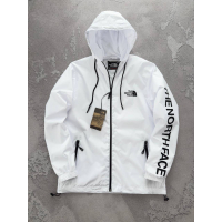 ВІТРОВКА TNF БІЛА