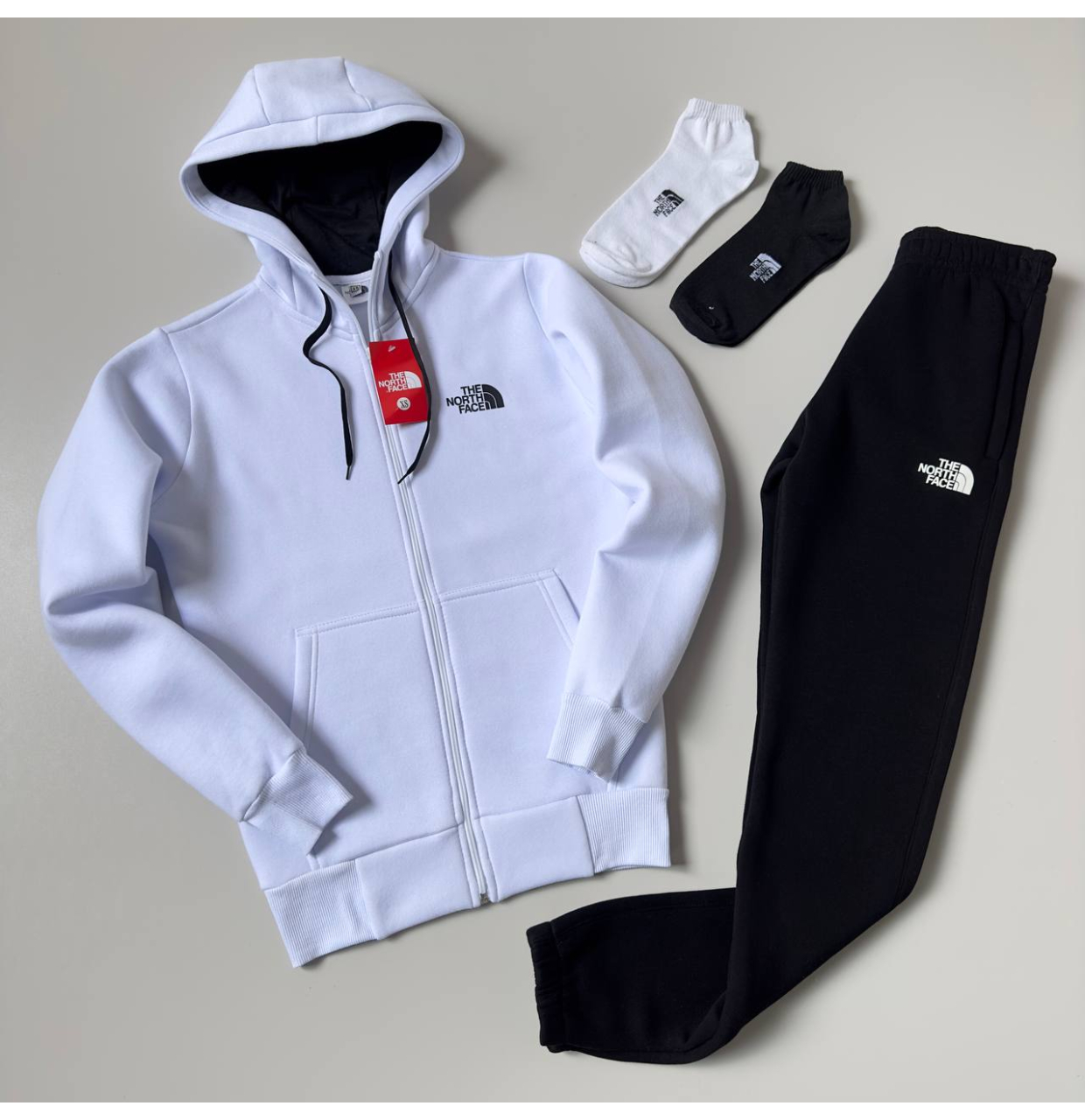 КОСТЮМ ЗИМОВИЙ НА ФЛІСІ TNF +2П ШКАРПЕТКИ БІЛИЙ